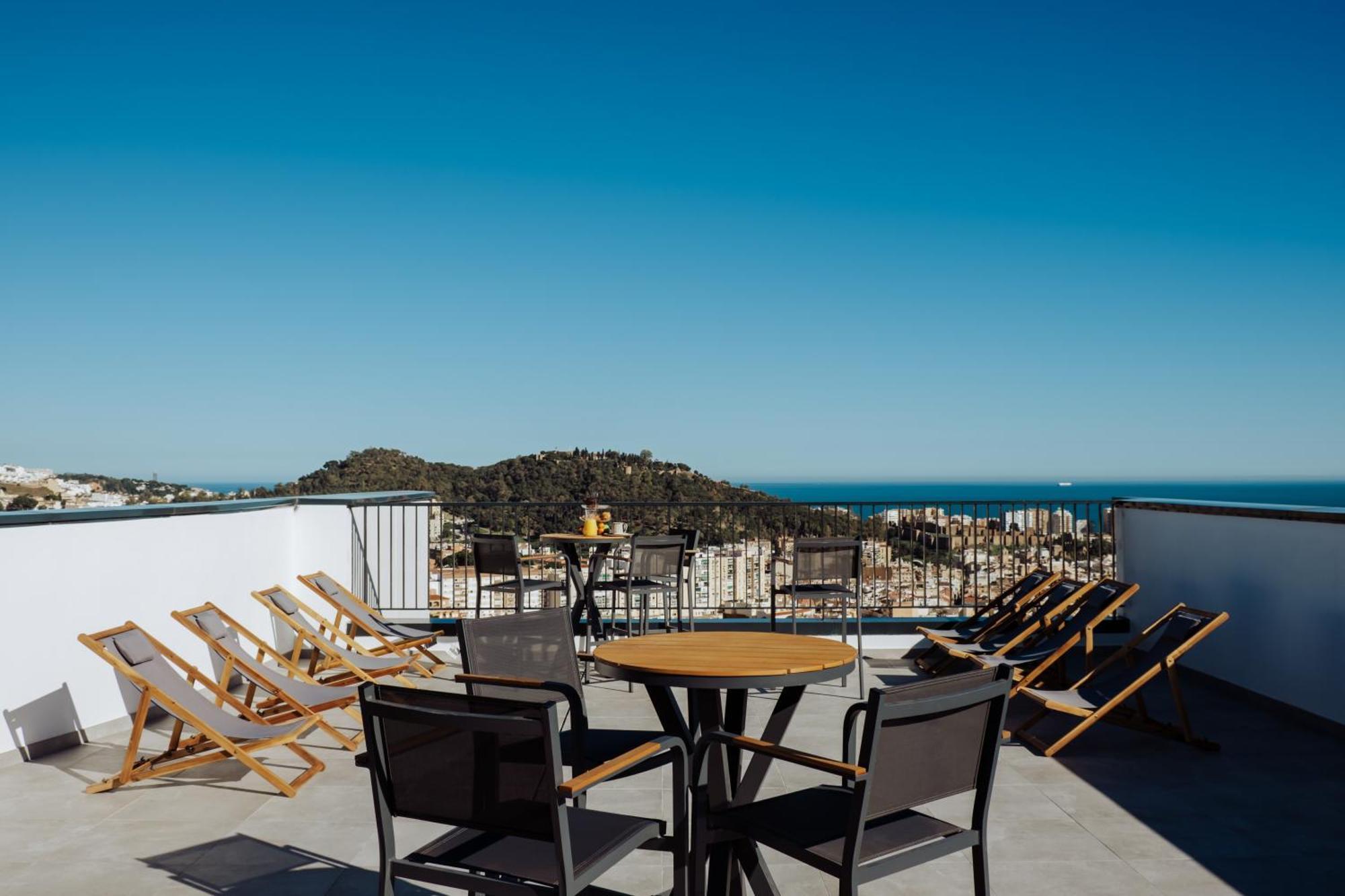 Urban Sky Apartment Malaga Exterior photo
